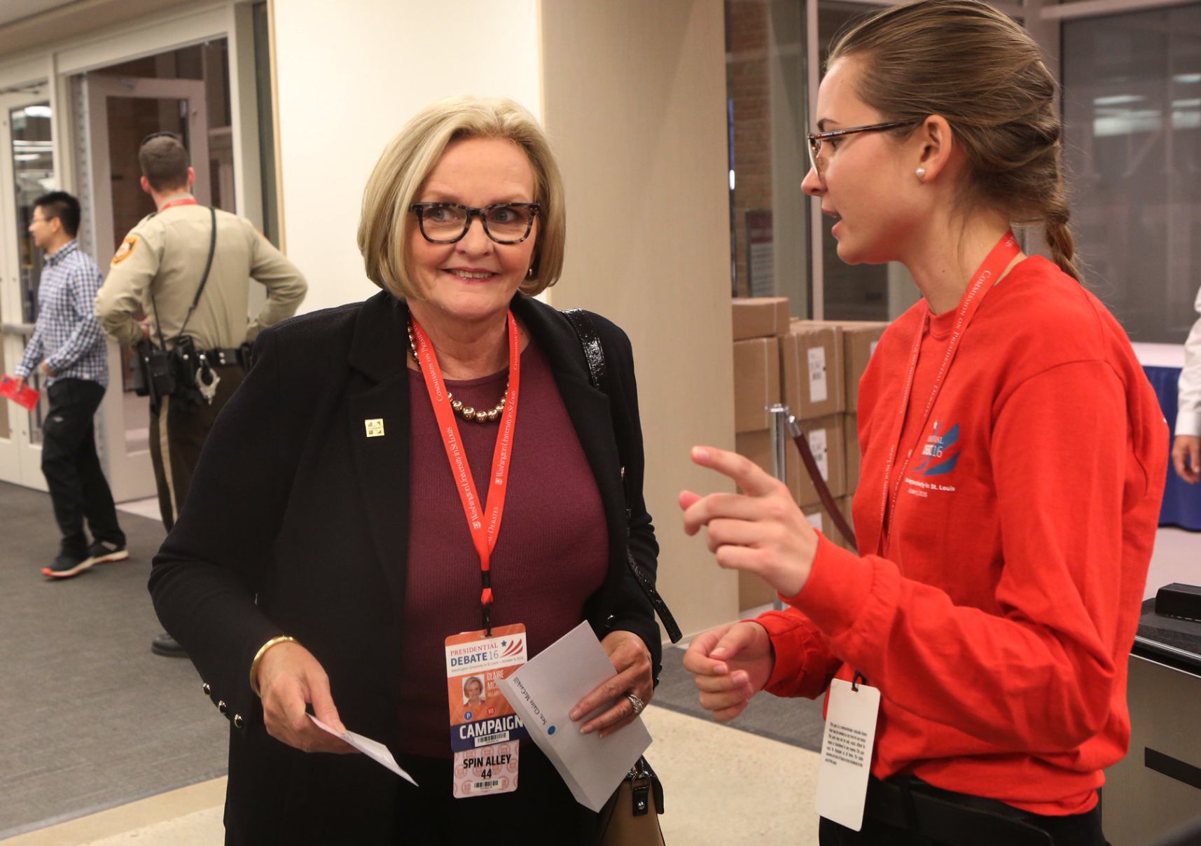 2016 - Guests arrive for the presidential debate at Wash U.